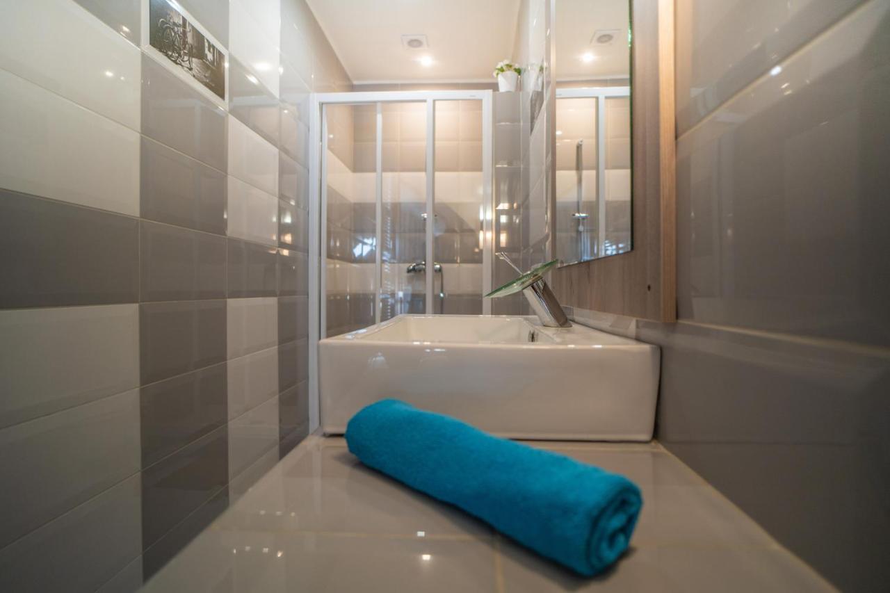 4 Asz Deluxe Apartman Gyula Εξωτερικό φωτογραφία